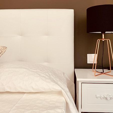 A&F Comfort Modern House Vecindario  Luaran gambar