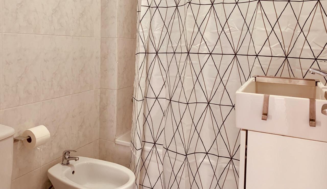 A&F Comfort Modern House Vecindario  Luaran gambar